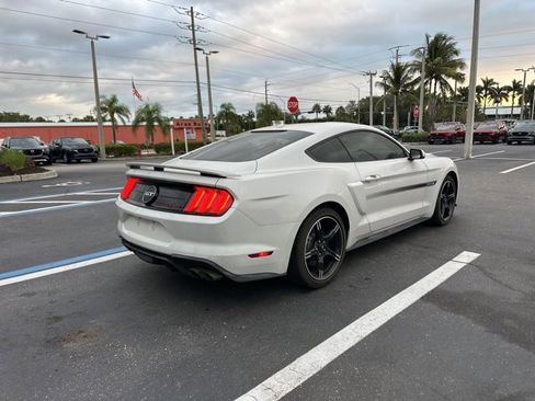 Used 2019 Ford Mustang GT Premium w/ Equipment Group 401A image 7