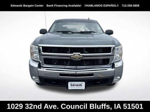 Used 2007 Chevrolet Silverado 2500 LT w/ 1LT Convenience Package AWD/4WD image 2