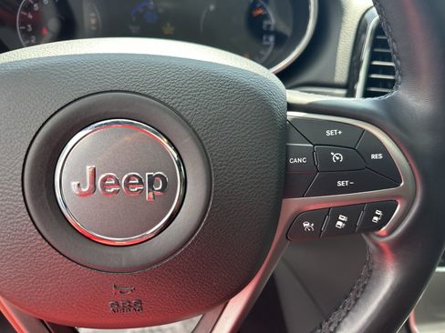 Used 2021 Jeep Grand Cherokee Limited w/ Premium Lighting Group AWD/4WD image 27
