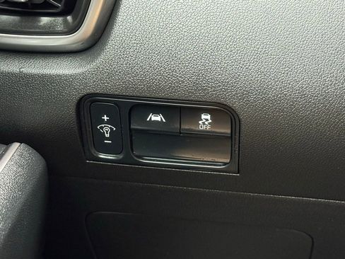 Used 2021 Kia Sorento S w/ Panoramic Sunroof Package image 35