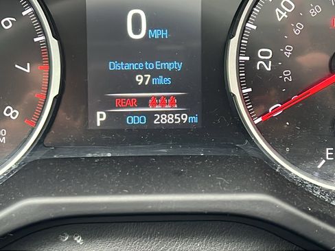 Used 2022 Toyota RAV4 XLE Premium image 31