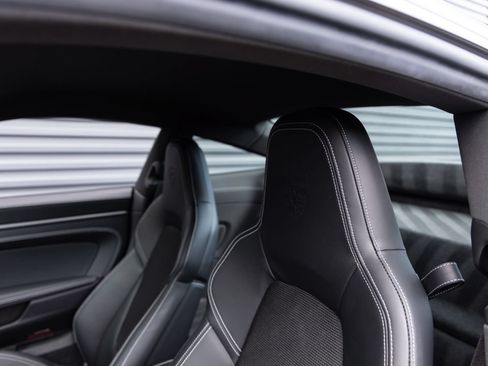 Certified 2024 Porsche 911 GT3 RWD image 25