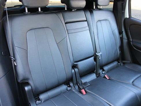 Used 2020 Mercedes-Benz GLB 250 image 16