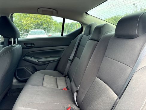 Used 2024 Nissan Altima 2.5 S FWD image 16