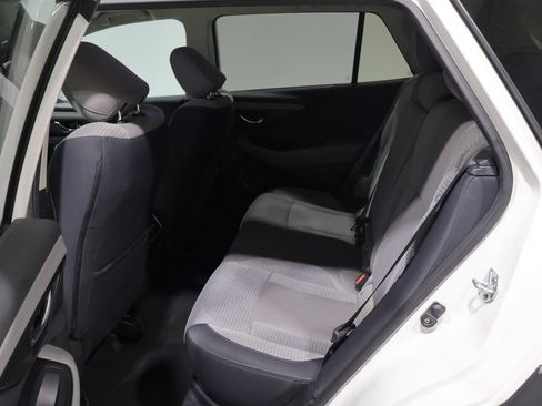Used 2024 Subaru Outback Premium AWD/4WD image 18