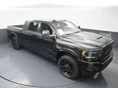 Used 2023 RAM 2500 Limited AWD/4WD image 68