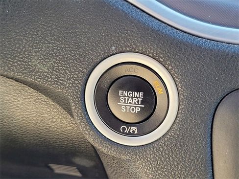 Certified 2022 Dodge Charger SXT image 17