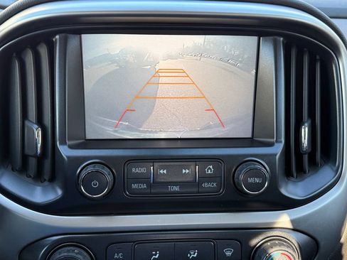 Used 2016 Chevrolet Colorado LT w/ LT Convenience Package image 19