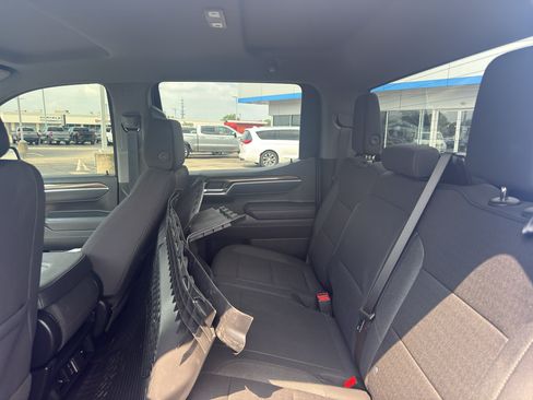 Certified 2026 Chevrolet Silverado 1500 LT AWD/4WD image 32