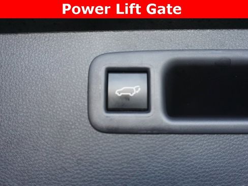 Certified 2025 Toyota Highlander Platinum image 20