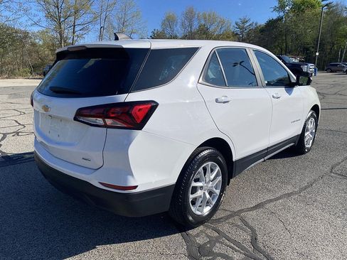 Used 2024 Chevrolet Equinox LS w/ Driver Confidence II Package AWD/4WD image 22