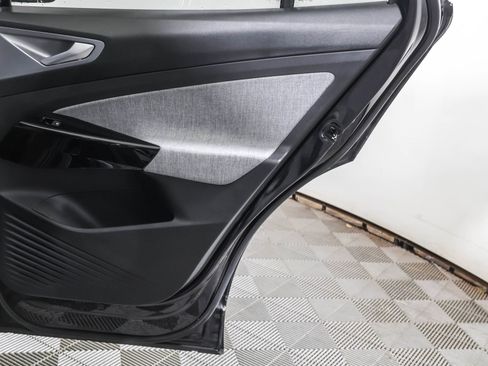 Used 2023 Volkswagen ID.4 2WD image 40