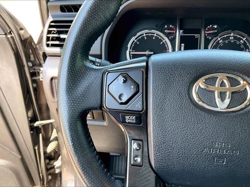 Used 2020 Toyota 4Runner Nightshade AWD/4WD image 22