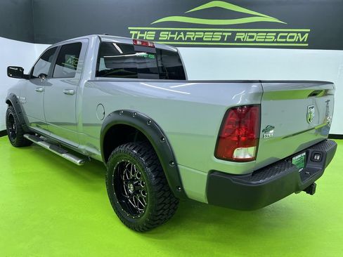 Used 2019 RAM 1500 Classic SLT AWD/4WD image 7