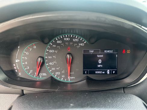 Used 2020 Chevrolet Trax LT w/ Redline Edition AWD/4WD image 12