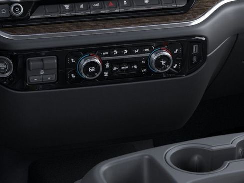 New 2025 GMC Sierra 3500 SLT image 23