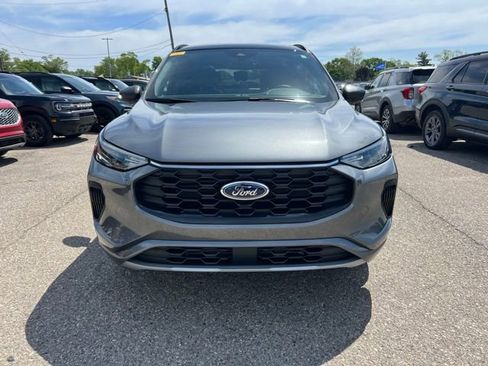 Certified 2024 Ford Escape ST-Line w/ Tech Pack #1 AWD/4WD image 2