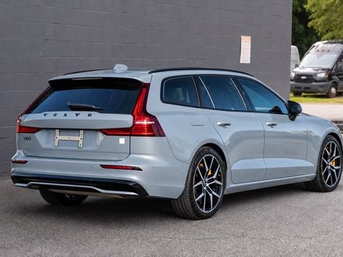 Used 2023 Volvo V60 T8 Polestar AWD/4WD image 7