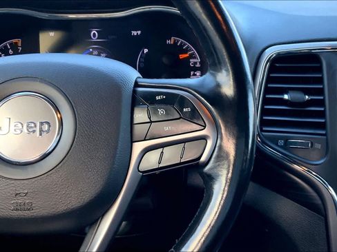 Used 2021 Jeep Grand Cherokee Freedom Edition RWD image 24