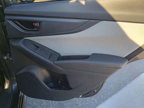 Used 2019 Subaru Crosstrek 2.0i Premium AWD/4WD image 18