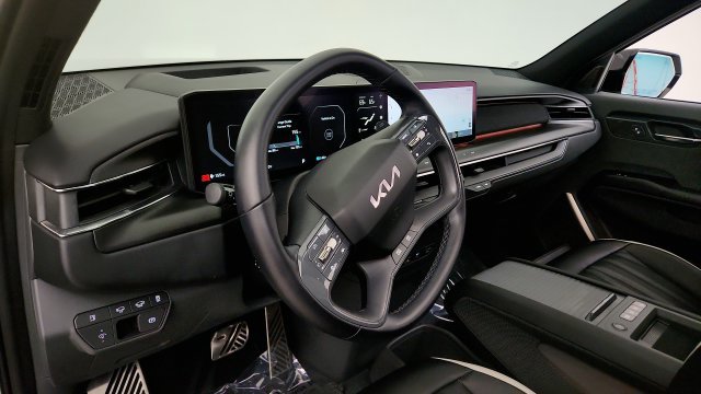 Used 2024 Kia EV9 GT-Line AWD/4WD image 50