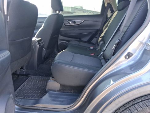 Used 2017 Nissan Rogue SV w/ SV Premium Package AWD/4WD image 7