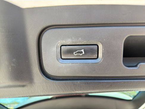 Used 2014 MAZDA CX-9 Touring w/ Touring Technology Package image 12