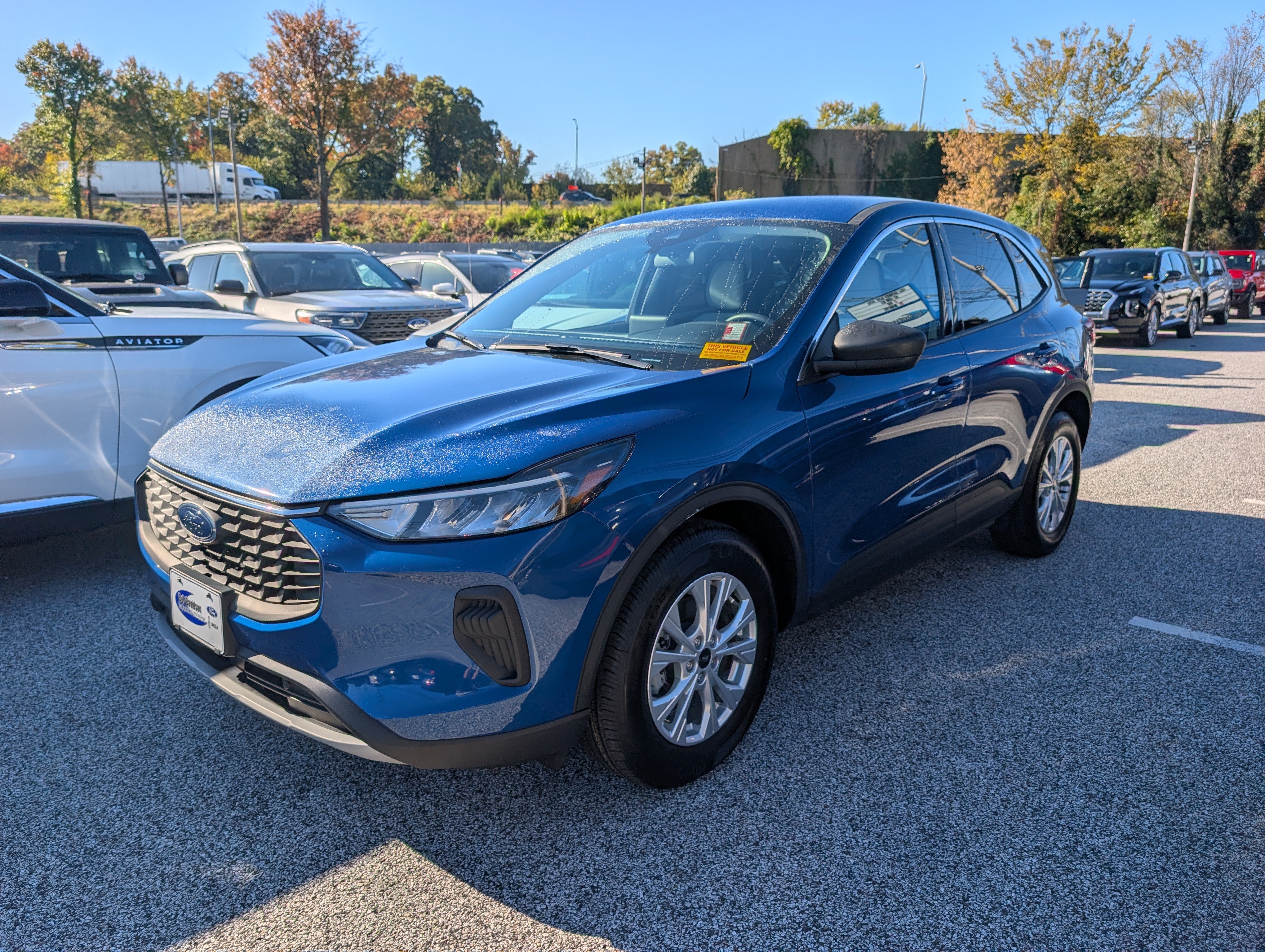 Certified 2023 Ford Escape Active AWD/4WD image 2