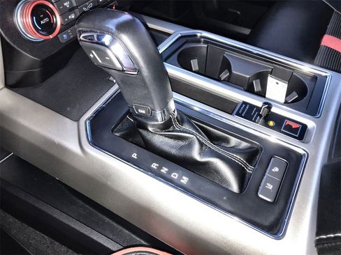 Used 2020 Ford F150 Lariat w/ Equipment Group 502A Luxury image 20