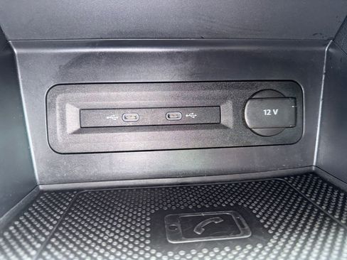 Used 2022 Volkswagen Atlas SEL R-Line image 22