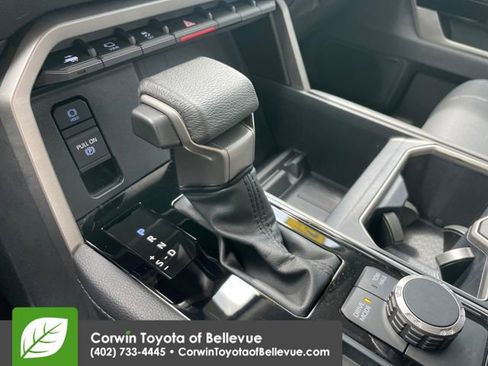 Used 2024 Toyota Tundra Limited AWD/4WD image 14