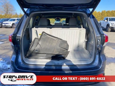 Used 2019 Toyota Highlander XLE image 21