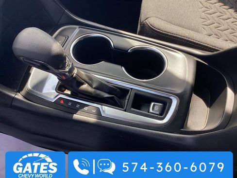 Used 2024 Chevrolet Equinox LT image 31