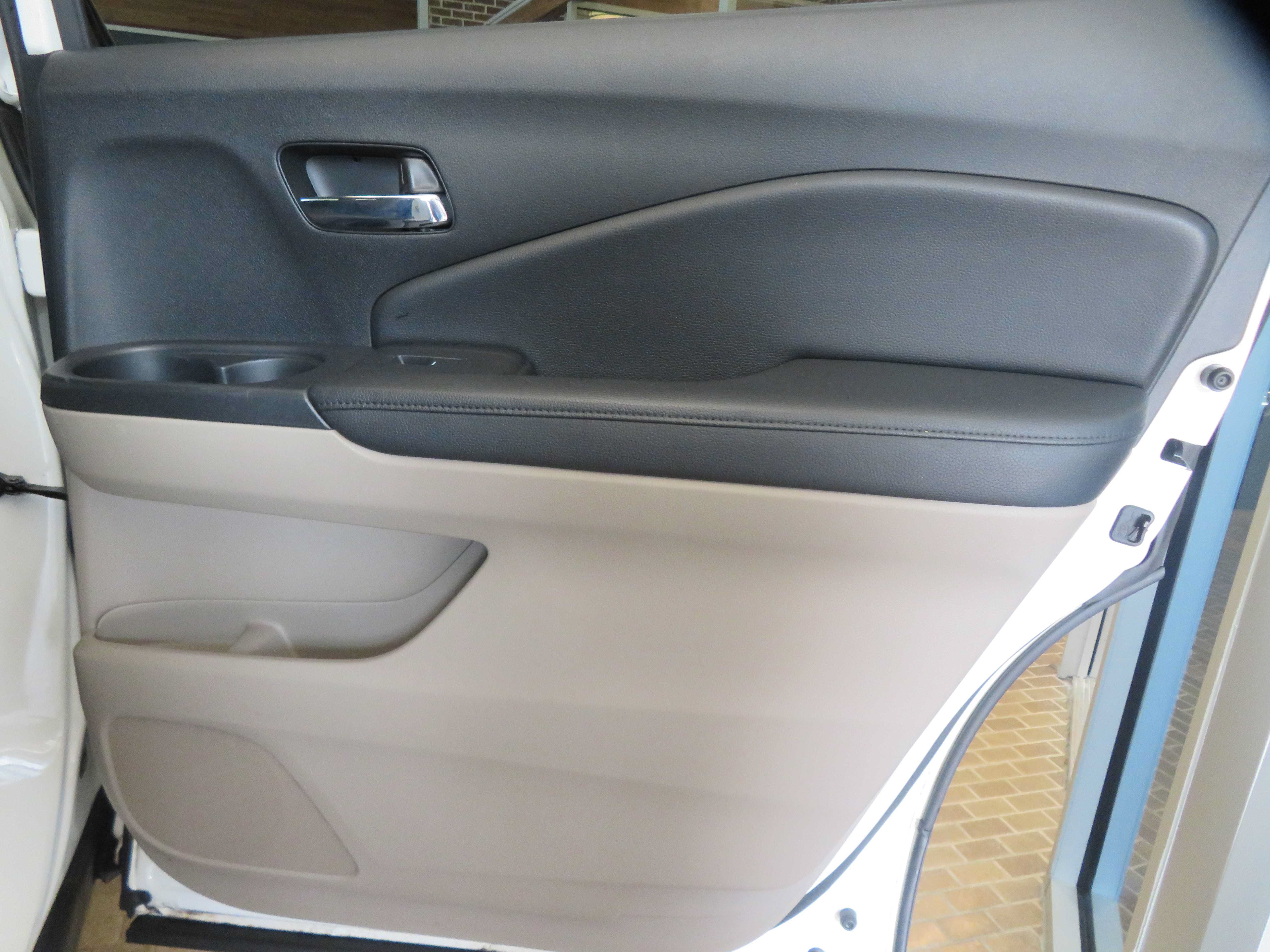 Used 2017 Honda Pilot EX-L image 21