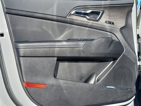 Used 2025 Kia Sportage X-Pro Prestige image 6