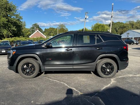 Used 2023 GMC Terrain AT4 image 6