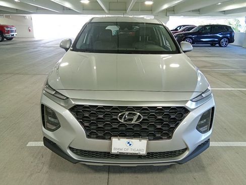 Used 2019 Hyundai Santa Fe SE w/ Cargo Package AWD/4WD image 2