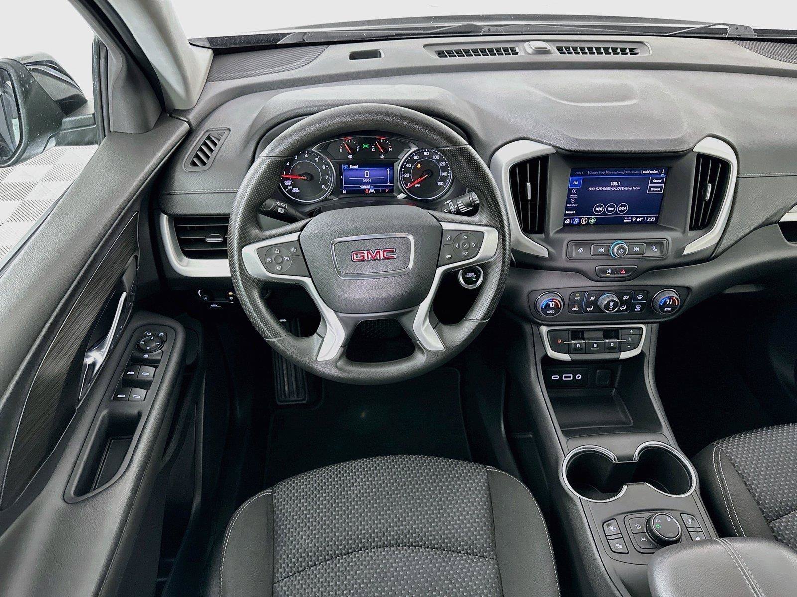 Used 2023 GMC Terrain SLE w/ Driver Convenience Package AWD/4WD image 2