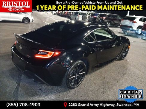 Used 2023 Toyota GR86 Premium w/ ALL Weather Mat Package (TMS) image 8