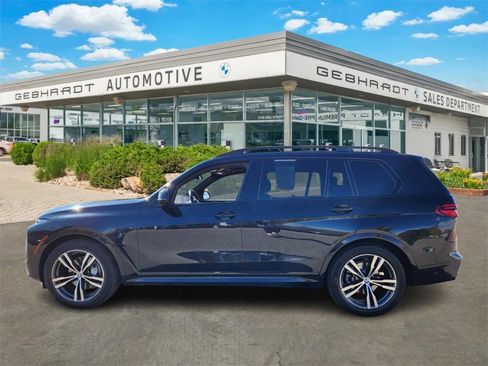 Used 2023 BMW X7 xDrive40i w/ Executive Package image 4
