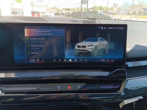 New 2025 BMW 530i xDrive w/ Premium Package image 30