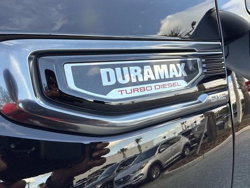 Used 2025 GMC Sierra 1500 AT4 w/ AT4 Premium Package image 14