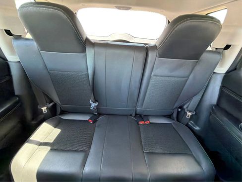 Used 2016 Jeep Compass Latitude AWD/4WD image 13