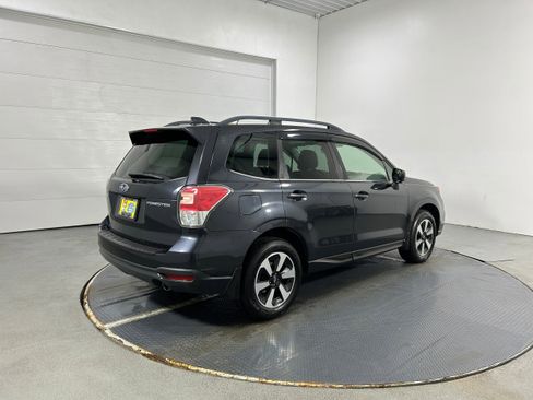 Used 2018 Subaru Forester 2.5i Limited image 32