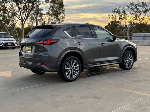 New 2025 MAZDA CX-5 AWD 2.5 S w/ Premium Plus Pkg image 6