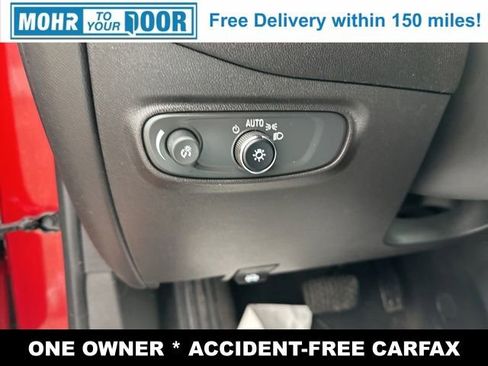 Used 2023 Chevrolet Equinox LT image 20