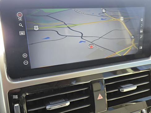 Certified 2023 Lexus GX 460 Premium AWD/4WD image 16