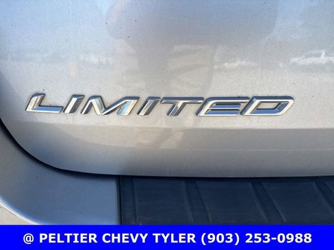 Used 2020 Ford Explorer Limited image 10