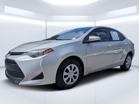 Used 2019 Toyota Corolla L image 7