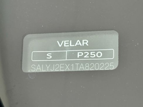 Used 2026 Land Rover Range Rover Velar S image 18